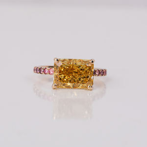Anillo de compromiso de diamante cultivado en laboratorio de corte radiante amarillo clásico chapado en oro plateado anillo de ajuste de pavé de diamante de corte redondo rosa de moda - Product Image 2
