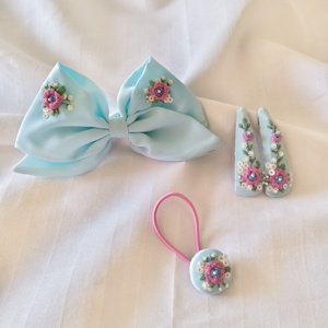 Cordones Bordados florales personalizables hechos a medida en impresionantes multicolores. Ideal para vestidos de alta costura, saris - Product Image 6