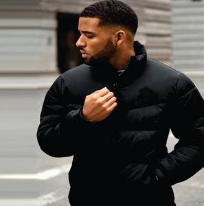 Abrigo acolchado resuelto para hombre 100% poliéster con cremallera larga y forro acolchado chaqueta negra con 2 bolsillos delanteros - Product Image 5