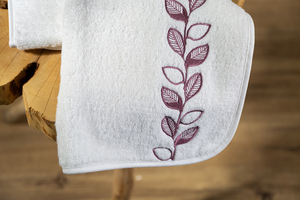 Premium Eco-Friendly Pure Cotton <b>Turkish</b> <b>Towels</b> with Embroidery Rectangle Shape for Home Use - Product Image 4