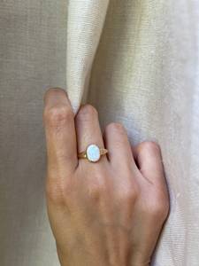 Bagues en or massif 14 carats de haute qualité avec opale naturelle d'Éthiopie, bijoux fins faits à la main, sertissage clos, pour usage quotidien, unisexe, 3 carats au total, vente en gros - Product Image 3