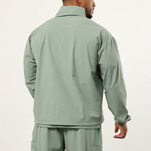 Veste coupe-vent rétro en nylon pour homme, style décontracté, grande taille, fermeture éclair, coupe ample, veste de sport d'extérieur - Product Image 2