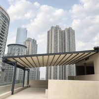 Wasserdichte Motorisierte Faltbare Pergola Verstärkter Aluminiumlegierungsrahmen Windbeständiges Einziehbares Dach für Balkon Küsten-Terrasse