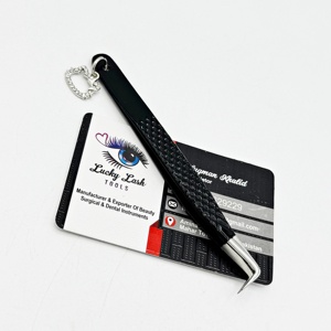 Pinzas de pestañas con abalorio de Hello Kitty de corazón de acero inoxidable sostenible, punta de fibra de bota delgada, pinzas de extensión de pestañas con logotipo personalizado - Product Image 1