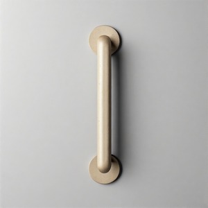 Tirador de puerta artesanal AuraTwist Imperial Elegance Tirador de puerta de latón macizo con acabado dorado antiguo para interiores Premium - Product Image 1