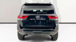 รถยนต์ขายดีที่สุด พวงมาลัยขวา ปี 2024 โตโยต้า แลนด์ครุยเซอร์ VX 3.3L ดีเซล SUV 4WD พวงมาลัยขวา - Product Image 4