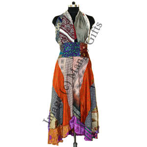 Robe longue maxi vintage en soie pour femme, style sari, col halter, taille élastique, respirante, style bohème pour la journée, tenue de plage hippie - Product Image 1
