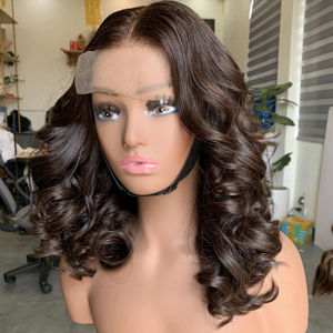 Perruque de cheveux humains vietnamiens avec fermeture de dentelle de vague de courte longueur matière première modèle de corps de cheveux vierges Remy vendeur naturel - Product Image 1