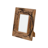 Cadre photo en bois classique, qualité supérieure, fabrication artisanale, design élégant et durable pour la décoration de la maison, affichage mural