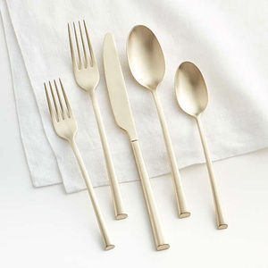 Cuchillo de acero inoxidable de alta calidad, tenedor, cuchara con diseño moderno, juego de cubiertos de lujo con aspecto real para restaurante y hogar - Product Image 1