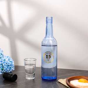 Botellas de vidrio <span class=keywords><strong>azul</strong></span> claro Vinos Alcohol Whisky Gin Bottle 500ml - Product Image 1