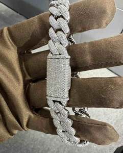 Pulsera de Plata de Ley 925 con Moissanita VVS de 14 mm y 8 Pulgadas, Chapada en Oro Blanco - Product Image 4