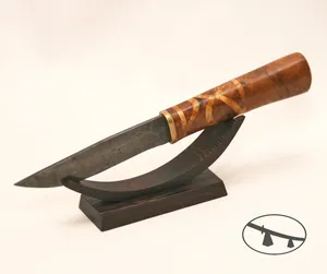 Porte-couteaux en bois de forme personnalisée avec un design de la meilleure qualité, parfait pour le rangement et l'organisation des ustensiles de cuisine, usage quotidien - Product Image 5