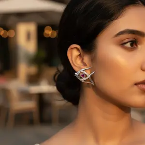 Boucles d'oreilles clous pour femme en forme de poisson argenté avec pierres de rubis, améthyste et topaze taille poire, en or 14K/18K, style mignon et charmant - Product Image 2