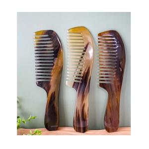 หวีฮอร์นแท้เป็นมิตรกับสิ่งแวดล้อมเครื่องมือทำมือขัดเงาทำจากเขาเหมาะสำหรับการดูแลผมและเครา - Product Image 6