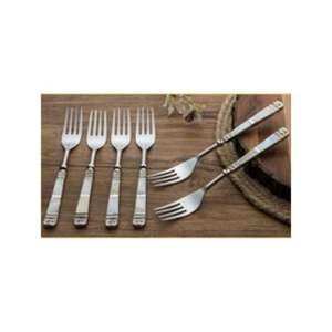 Ensemble de couverts artisanaux à courbes avec une forme moderne sculptée et une brillance métallique fine pour un bel aménagement de table à la maison - Product Image 5