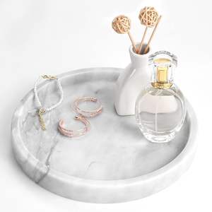 Plateau en marbre de style élégant, conçu pour la présentation des repas, le rangement décoratif et la décoration intérieure de luxe - Product Image 1