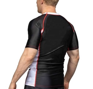 Rash Guard de compression de haute qualité pour hommes Logo personnalisé à manches courtes solide noir Jiu Jitus BJJ Rash Guard aux meilleurs prix - Product Image 5