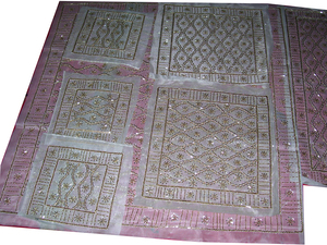 Tissu élégant à motif de broderie/couverture de table Linge de table décoratif de qualité supérieure pour les tables à thé ou les tables centrales - Product Image 3