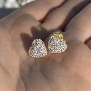 Elegantes Pendientes de Corazón con Diamantes de Moissanita VVS con Tachuelas de Plata 925 Chapadas en Oro, Joyería Fina de Lujo para Mujer - Product Image 2