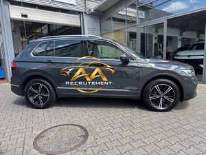 Volkswagen Tiguan Move SUV 2.0 TDI Automatique Essence Turbo Phares LED Intérieur Cuir Toit Panoramique Jantes Alliage R20 2024 - Product Image 3