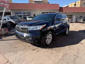 Auto Usado Económico Toyota Highlander LE 2016 con Volante a la Izquierda - Product Image 3