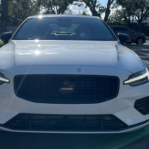 รถมือสองที่เชื่อถือได้2023 VO-LVO รีชาร์จ S60 T8รุ่นสีดำ - Product Image 1