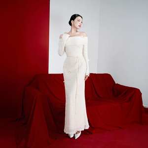 Adecuado para salir y asistir a fiestas Vestido largo con hombros descubiertos con lazo en la cintura para favorecer la figura al por mayor - Product Image 3