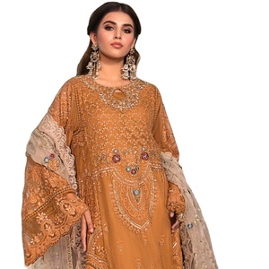 Nuevo Traje Paquistaní de Organza Bordado con Pantalón Stanton Pesado y Dupatta de Organza para Venta al por Mayor - Product Image 2