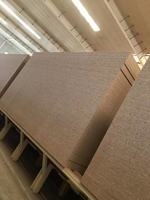 Panneau OSB (Oriented Strand Board) Premium 4x8 pieds (1250x2560mm) 9mm 12mm 15mm 18mm pour Construction, Plancher et Panneau Mural SIP