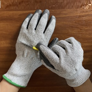 Gants tricotés en fibre de verre résistants aux coupures Gants de travail de protection des mains trempés en PU pour le recyclage du verre et du métal - Product Image 6