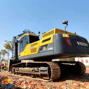 High Quality Second-<b>Hand</b> Volvo EC380D Crawler Excavator for Sale 35 Ton Operating <b>Weight</b> Motor Gear Core Components Guaranteed - Product Image 2