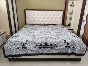 Sábanas de algodón con estampado de elefante, con diseño de ropa de cama mandala hecho a medida en blanco y negro, ideal para reventa en tiendas boho y hippie - Product Image 6