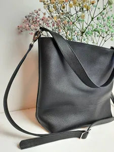 Bolso tipo cubo de cuero Pu de lujo, monedero de moda ligero para mujeres y niñas, Bolso tipo cubo de cuero con cordón clásico - Product Image 5