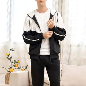 Chándal de hombre con capucha de algodón de diseño personalizado hecho en fábrica con pantalón inferior ajustado - Product Image 3