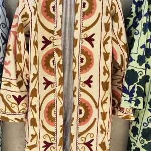 Kimono Bordado Suzani de Alta Calidad, Estilo Patchwork Boho, Ropa de Estar y de Playa, Precio al por Mayor - Product Image 2