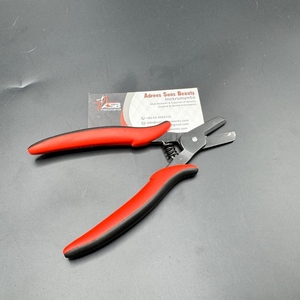 คีมหนีบผมทำจากเคราตินอุปกรณ์ต่อผมทำจากเคราตินสแตนเลสออกแบบโลโก้ได้ตามต้องการ - Product Image 2