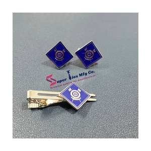 Mancuernillas de Madera Maciza Roja al por Mayor para Hombre |   Mancuernillas de Madera Premium para Camisa de Traje de Negocios |   Accesorio de Moda para Traje de Novio - Product Image 3