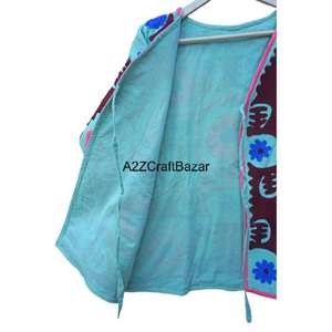 Veste bomber régulière en suzani fleuri pour femmes, faite à la main, volants, écologique, séchage rapide, col en V, tricot d'hiver respirant - Product Image 5