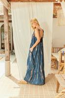 OEM 2024 personnalisé indien rayonne Maxi robe pour les femmes à la mode col en V sans manches fête porter bouton décoration Unique imprimé ethnique