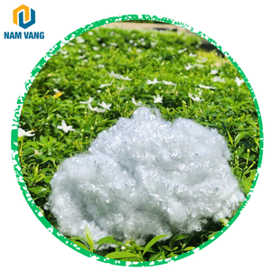 Fabricant de fibres discontinues de polyester recyclées 15Dx32mm HCS (siliconées conjuguées creuses) au Vietnam certifié ISO, OEKO et GRS - Product Image 1