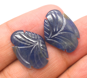 พลอยแซฟไฟร์สีน้ำเงินธรรมชาติรูปผีเสื้อแกะสลักแซฟไฟร์สีน้ำเงินไม่ผ่านการอบร้อนด้วยมือแกะสลักรูปทรงแฟนซีขนาด20X15มม. 16.45ซม. - Product Image 2