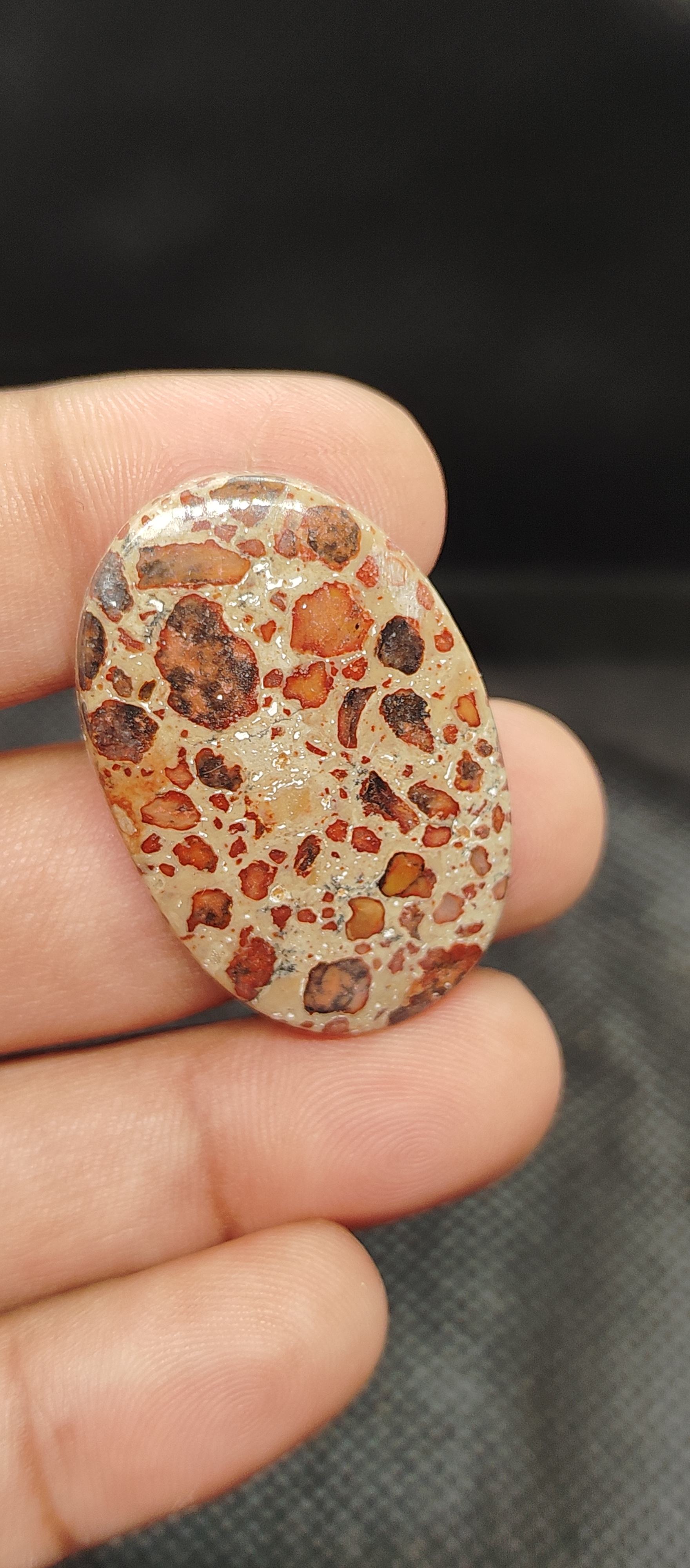 สีน้ำตาล