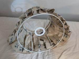 โคมไฟกระโปรงพลีทผ้าไหมคอตตอนสีสวยสำหรับโคมไฟตั้งโต๊ะเข้ากันได้กับที่ยึดหลอดไฟ E27ที่มีวงแหวนลดพลาสติก - Product Image 2