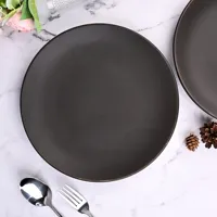 Assiette de luxe moderne en céramique noire mate de 10,5 pouces, écologique, durable, résistante au lave-vaisselle et non toxique, pour la vente en gros