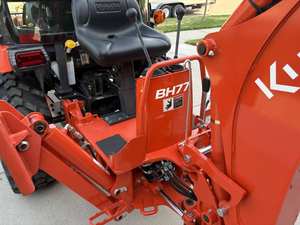 2023 para 230HP 4WD Gear Drive Tractor agrícola de alta productividad con cojinete de caja de cambios y bomba - Product Image 4