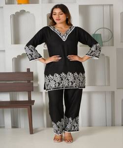 Ensemble coordonné FANCY TESLA en coton slub avec broderie, pour usage quotidien, prix de gros, vêtement ethnique, multicolore, luxe, séchage rapide - Product Image 1