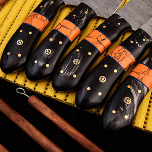 Juego de cuchillos de Chef de acero de Damasco de 5 piezas con mango de madera Cuchillos de cocina profesionales Accesorio OEM y logotipo personalizado - Product Image 5