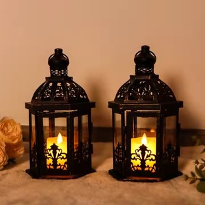 Farol de Madera Dorada Pulida H.M.A Handicrafts con Diseño de Vidrio Redondo para Decoración de Hogar de Lujo, Centros de Mesa para Bodas y Navidad - Product Image 5