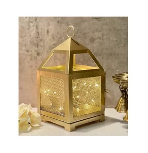 Linterna de diseño antiguo dorado de alta calidad de una sola pieza con forma y tamaño personalizados a un precio muy asequible - Product Image 5